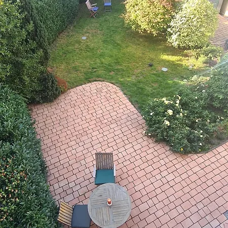 Townhouse In Potsdam-babelsberg