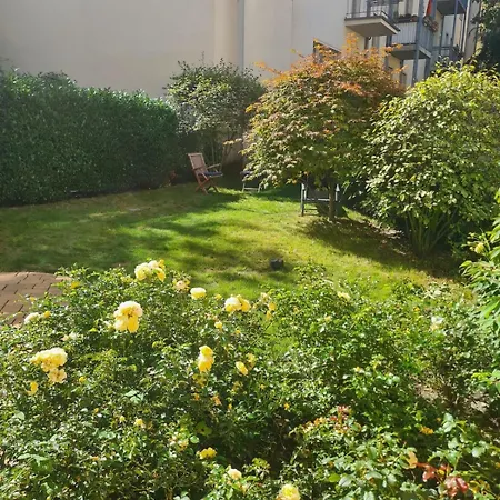 Townhouse In Potsdam-babelsberg 빌라